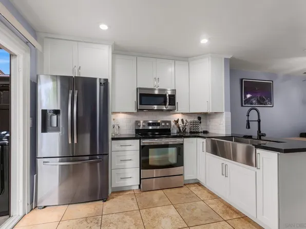 10321 Carefree Dr, Santee, CA 92071