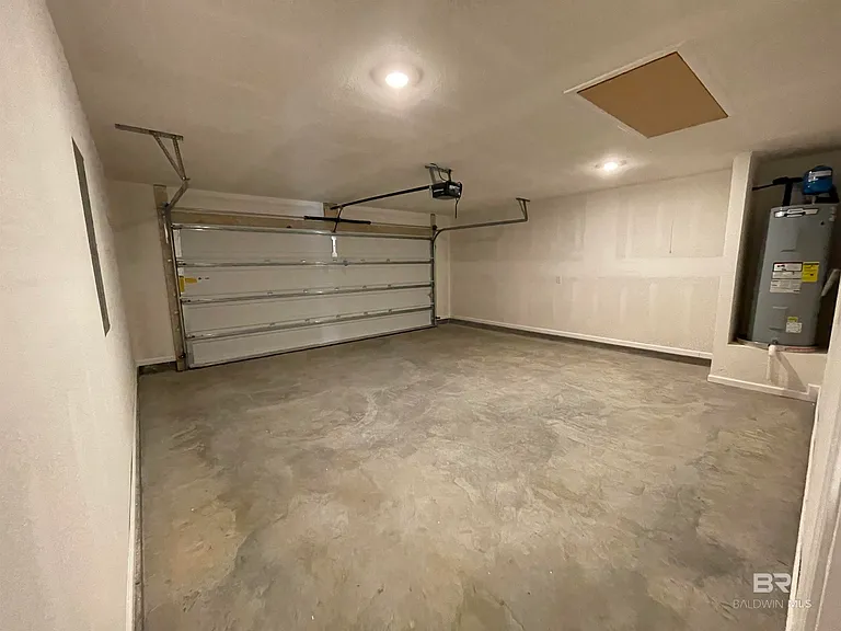 20651 Mercury Dr — Photo 14