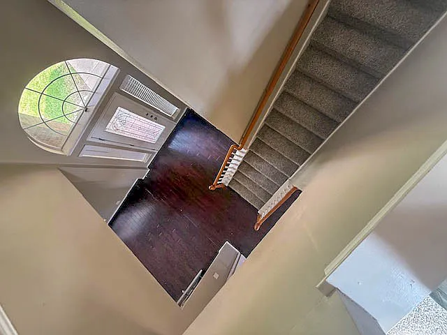 104 San Mateo Ct — Photo 27