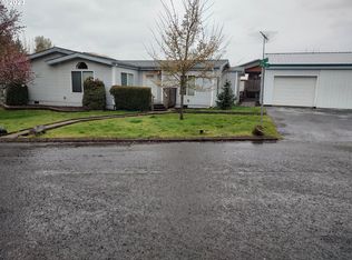 238 W 9th St, Lafayette, OR 97127
