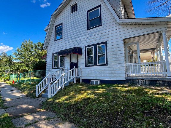 3rd image of 702 Atlantic Ave