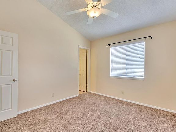 4th image of 1717 Victor Lopez Dr