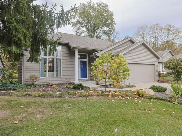 17977 Ashmont Pl, South Bend, IN 46635