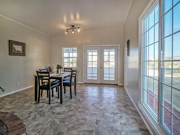 4th image of 13257 E Avenue W2