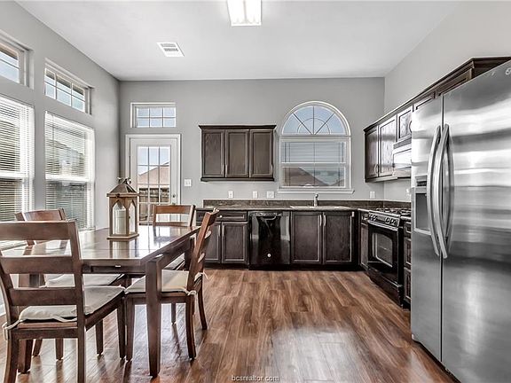 4th image of 15443 Baker Meadow Loop