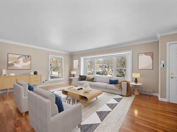 410 Glenview Dr, Des Moines, IA 50312