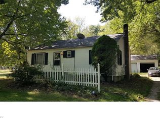 1996 John White Rd, Hubbard, OH 44425