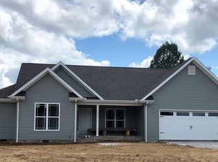 2000 Pembrooke Pine Ln, Cookeville, TN 38506