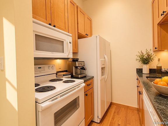 4th image of 1314 14th St NW #206