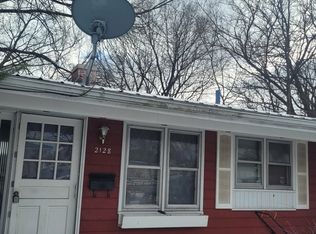 2128 State St, Peru, IL 61354