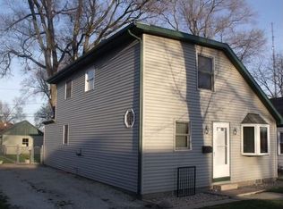 290 S Douglas Ave, Bradley, IL 60915