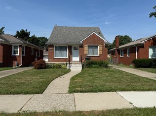 8427 Virgil St, Dearborn Heights, MI 48127