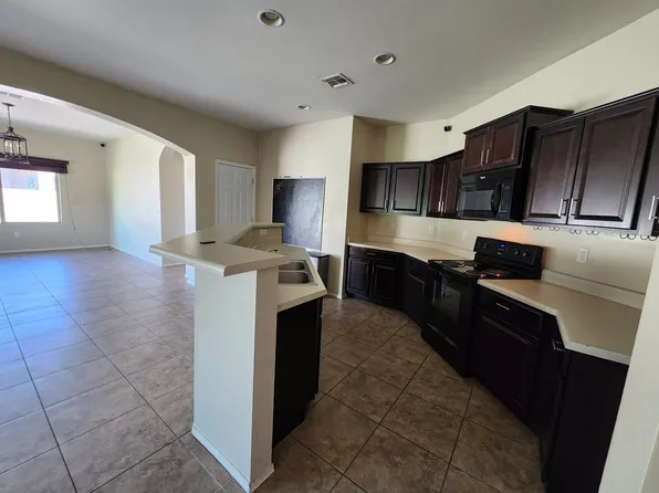 21392 E Homestead Dr, Red Rock, AZ 85145