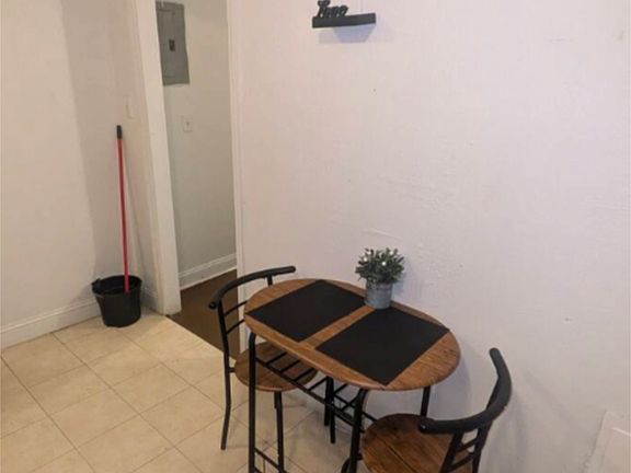 2nd image of 1877 Marloes Ave #1