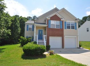 220 Hartshorn Ct, Holly Springs, NC 27540