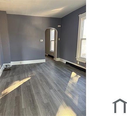 4th image of 514 E Garden St #1