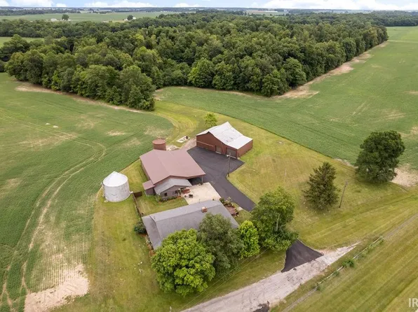 7595 S Etna Rd, La Fontaine, IN 46940