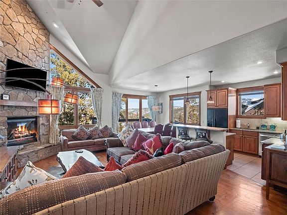 3rd image of 19 Iliff Court UNIT 14