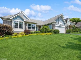 6254 Old Farm Ln, Gurnee, IL 60031