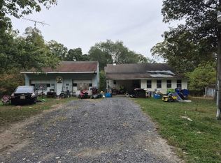 165 Rustling Leaf Ln, Hedgesville, WV 25427