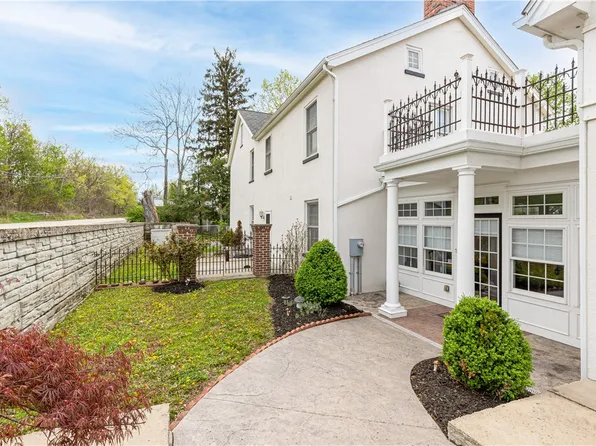 1401 Amity Ridge Rd, Washington, PA 15301