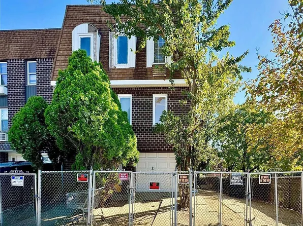 214-02 23rd Ave, Bayside, NY 11360