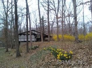 7643 Brickyard Hill Rd, Worden, IL 62097