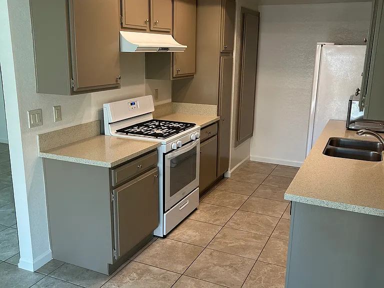 1800 N Mira Loma Way — Photo 6