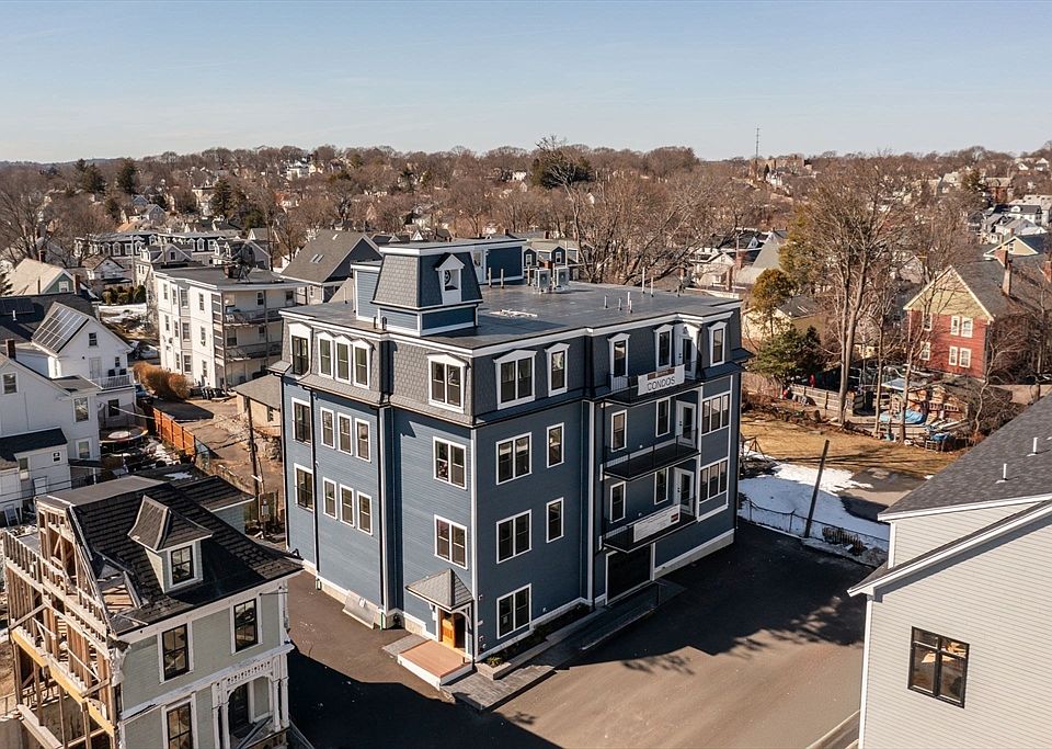 1st image of 21 Tanglewood Rd #1