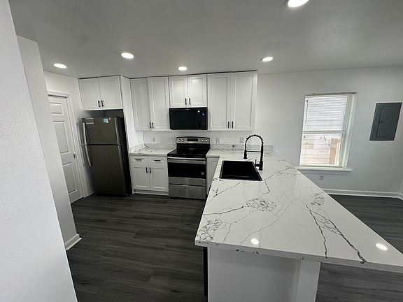 5th image of 2818 Saint Andrew St