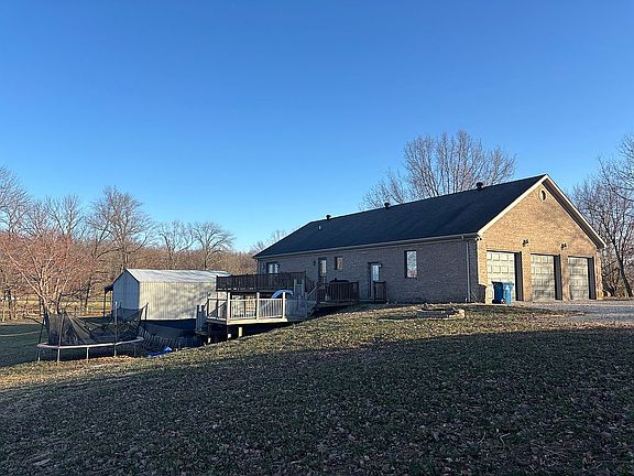 3rd image of 4039 S Hampton Rd