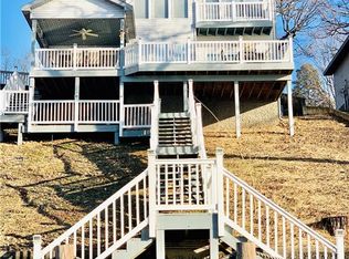 83 Arrowhead Beach Rd, Lake Ozark, MO 65049