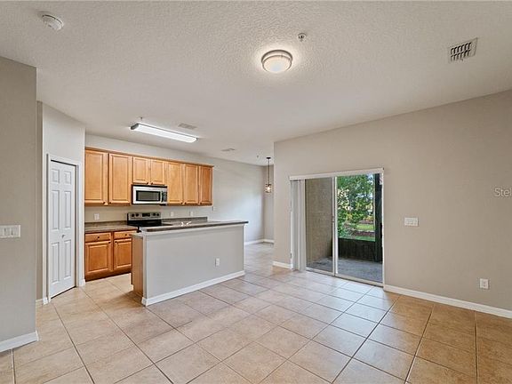 5th image of 7507 Bliss Way #7507