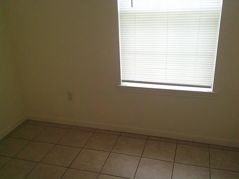 3511 Westwood Dr #A-B — Photo 8