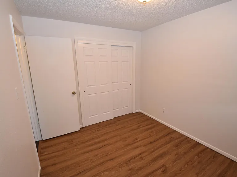 335 Vehr Dr #3 — Photo 15