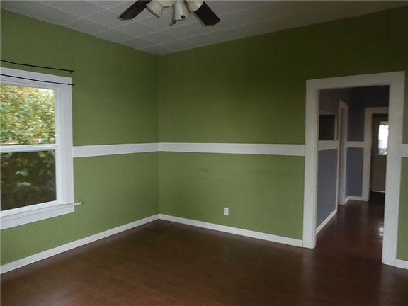 4th image of 1834 W 5th St