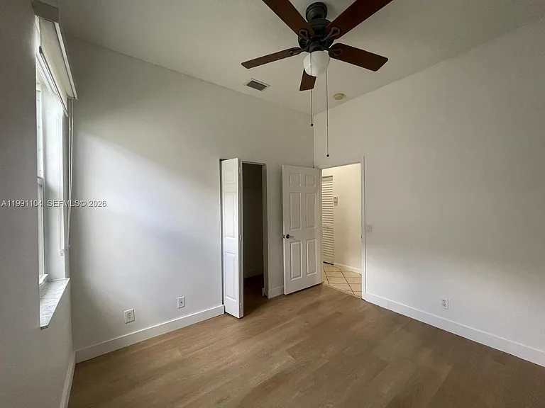 1137 Croton Ct — Photo 35