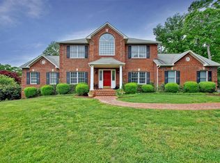 425 Stonehaven Ln, Blue Ridge, VA 24064