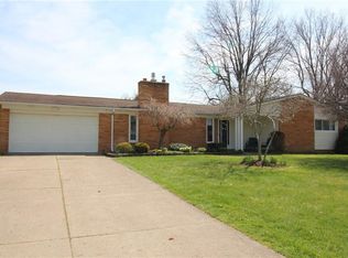 846 Partridge Ln, Webster, NY 14580