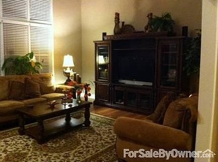 Living room 13 ft ceiling