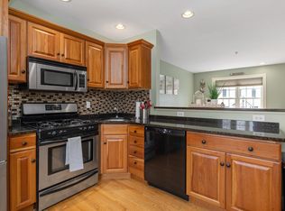 1039 Islington St, Portsmouth, NH 03801