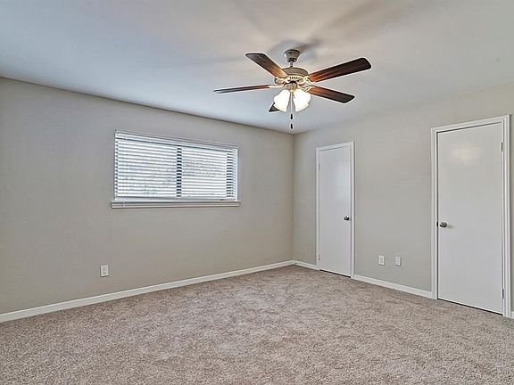 5th image of 10238 Longmont Dr Unit 1109