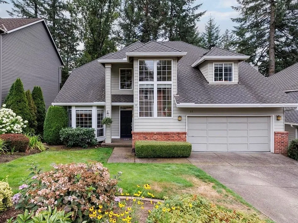 32 Nova Ct