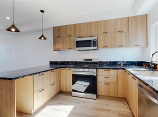 2302 Hauser Blvd, Los Angeles, CA 90016