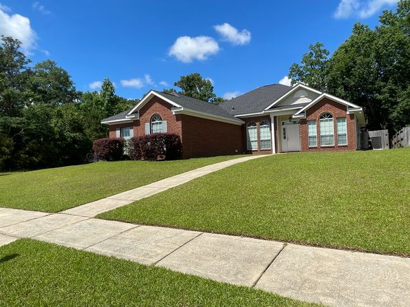 1310 Reeves Ct
