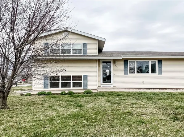 407 11th Ave, Grinnell, IA 50112