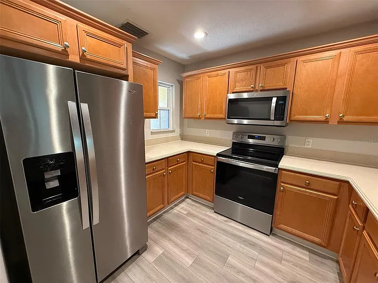 7350 Black Walnut Way — Photo 6