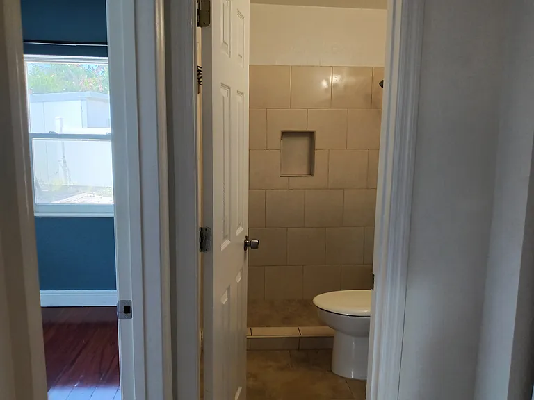 7306 Sarvis St — Photo 3