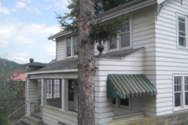 1st image of 206 N Mountainview Ave
