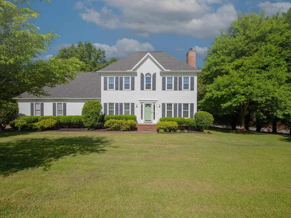 100 Calvert Ct, Easley, SC 29642